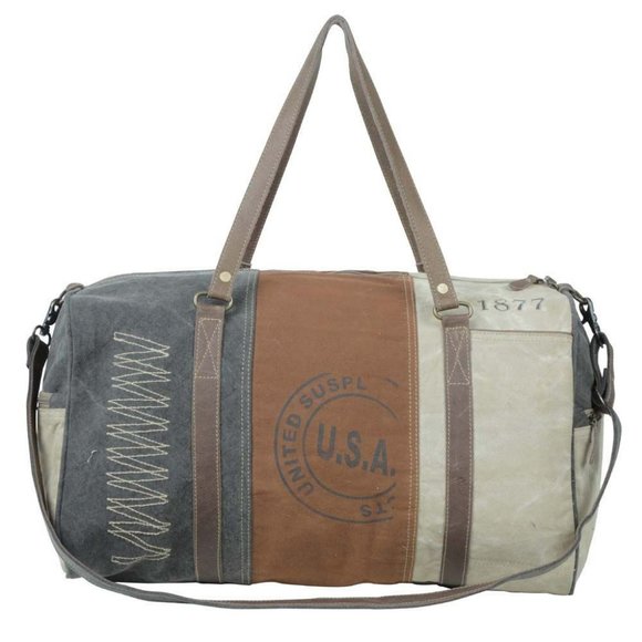 MYRA NEUTRAL AESTHETIC TRAVELLER BAG - Picture 1 of 4